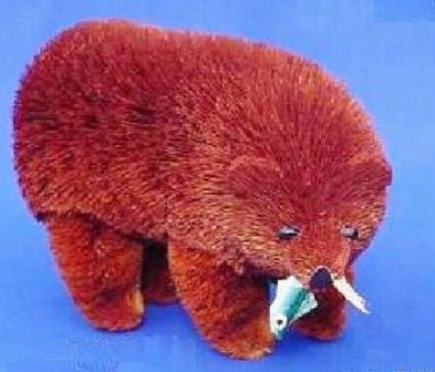 BRUSH33FS - BrushArt Animals | Eco-Friendly, Buri Posable, Tabletop Bear Brown 7 inch with Fish