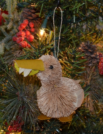 BRUSHOR115 - BrushArt Ornament, Eco-Friendly, Buri Posable, Pelican Animal
