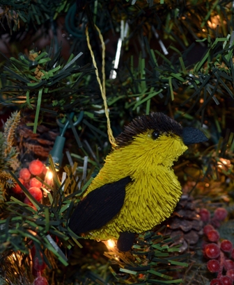 BRUSHOR27F - BrushArt Ornament, Eco-Friendly, Buri Posable, Finch Animal